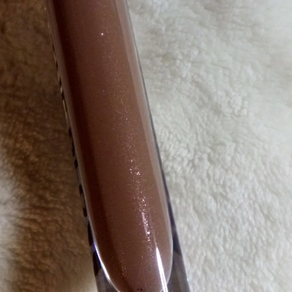 TABLE TOP JEFFREE STAR LIP GLOSS NEW!